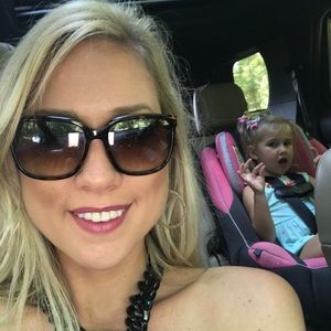 Meet your Posher, Kasi